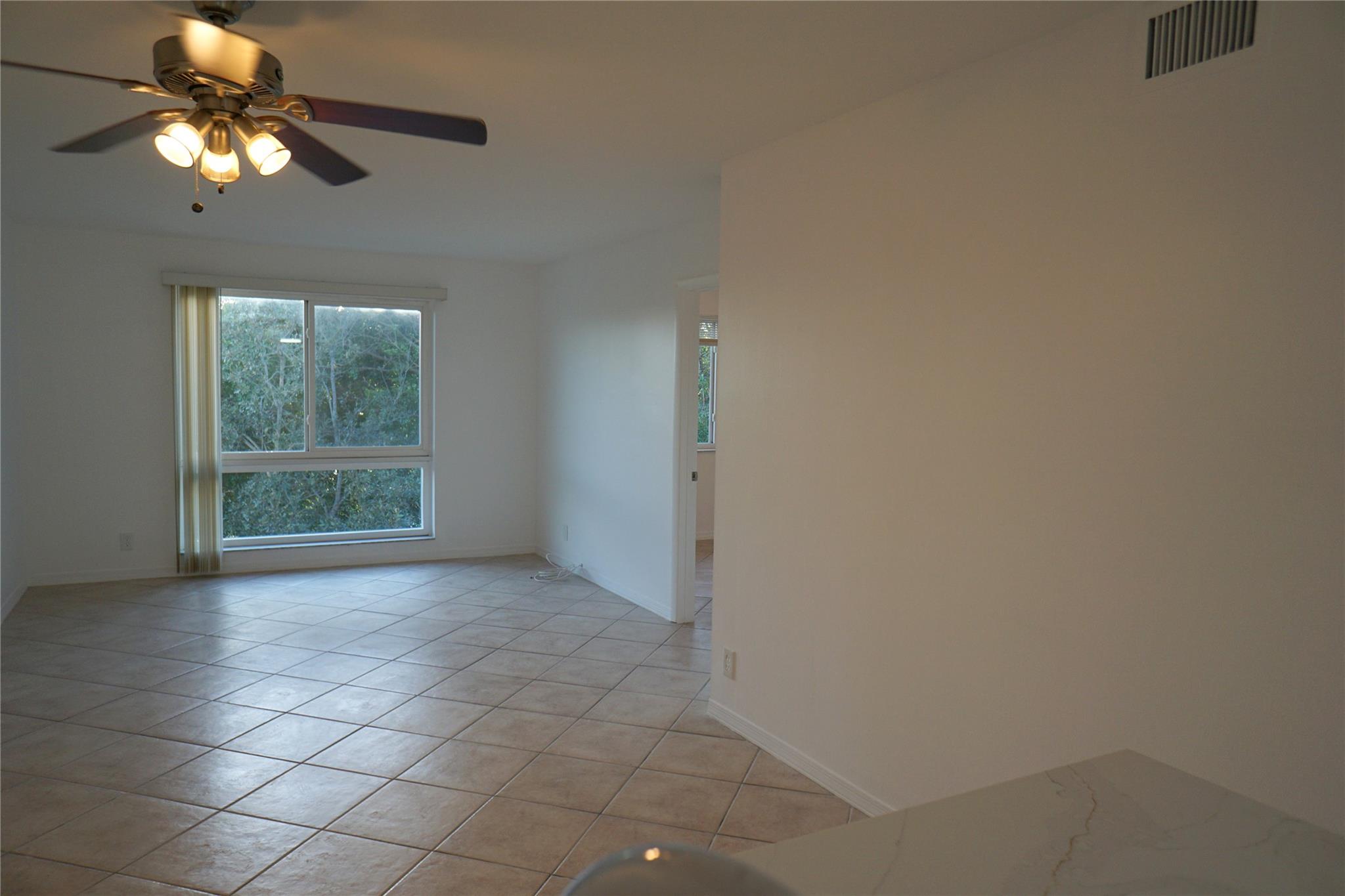 2216 N Cypress Bend Dr 509