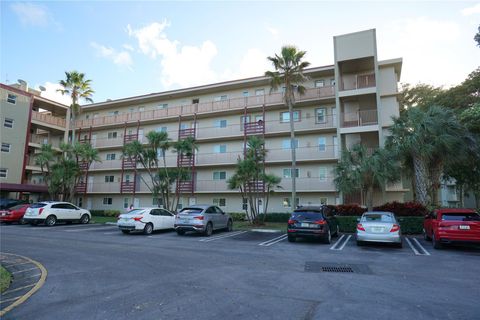 2216 N Cypress Bend Dr 509 Pompano Beach FL 33069