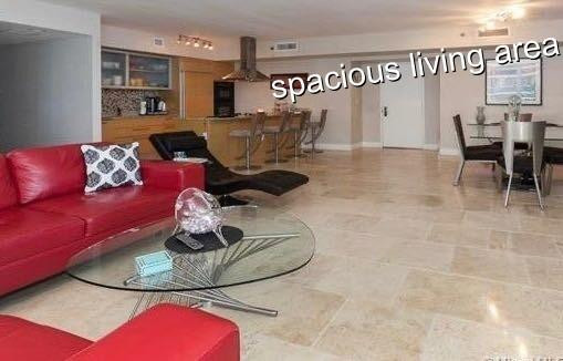 BEACH CLUB - Residential