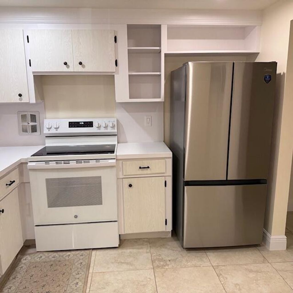 Photo of 100 Stratford H, West Palm Beach, FL 33417 (MLS # B26025971)