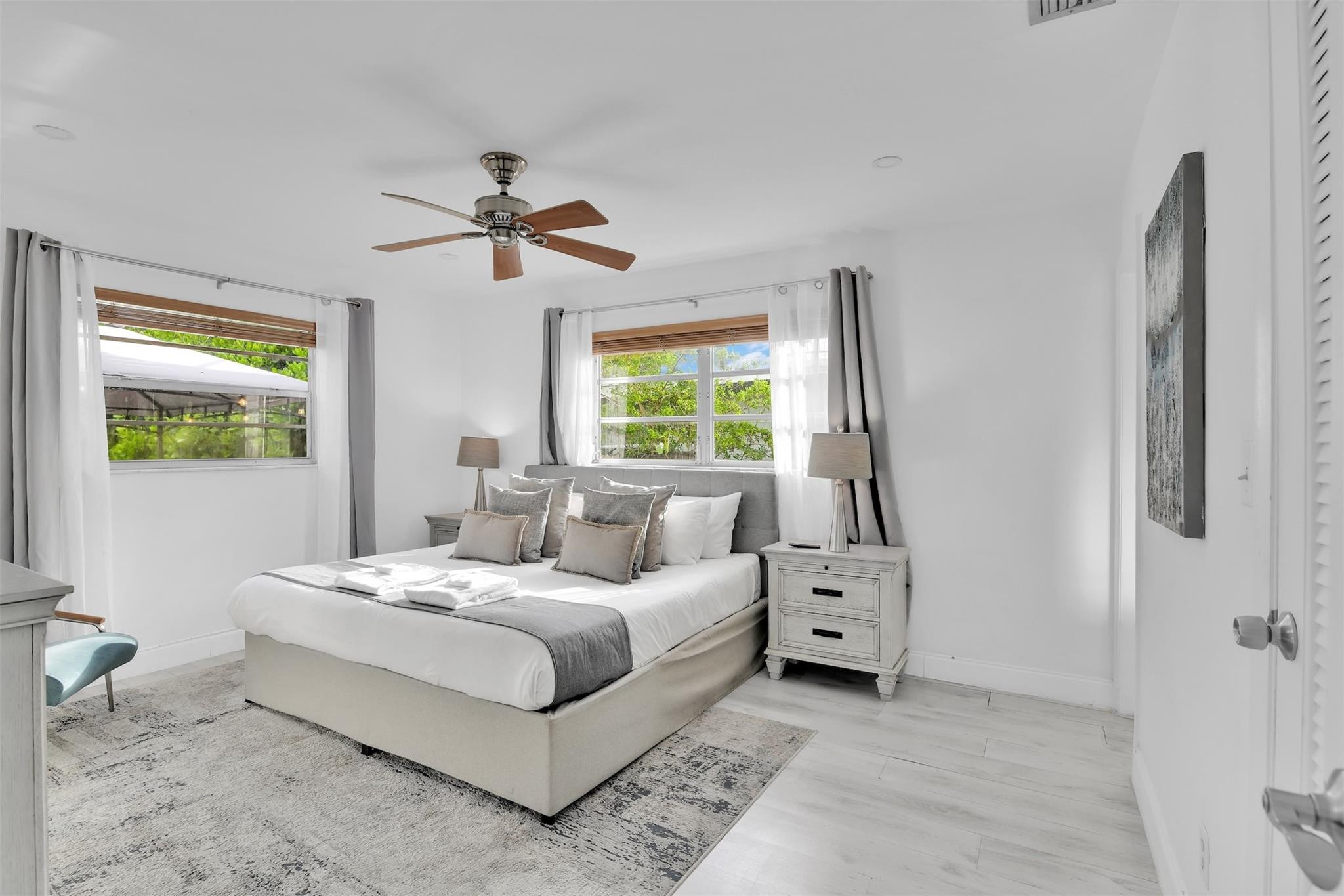 SOUTH DANIA HEIGHTS AMEN - Residential