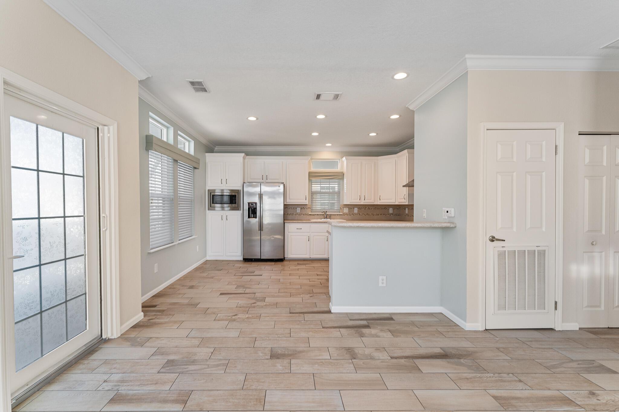 165 NE Buoy, Jensen Beach, FL, 34957/$279,900 4 165 NE Buoy