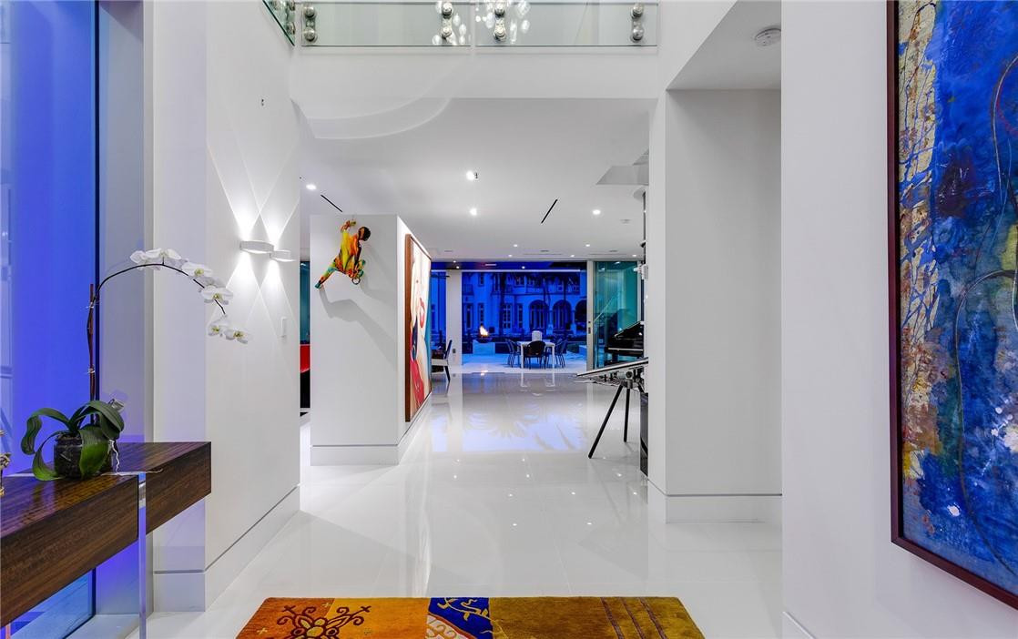 VENETIAN ISLES 3RD SEC - Residential