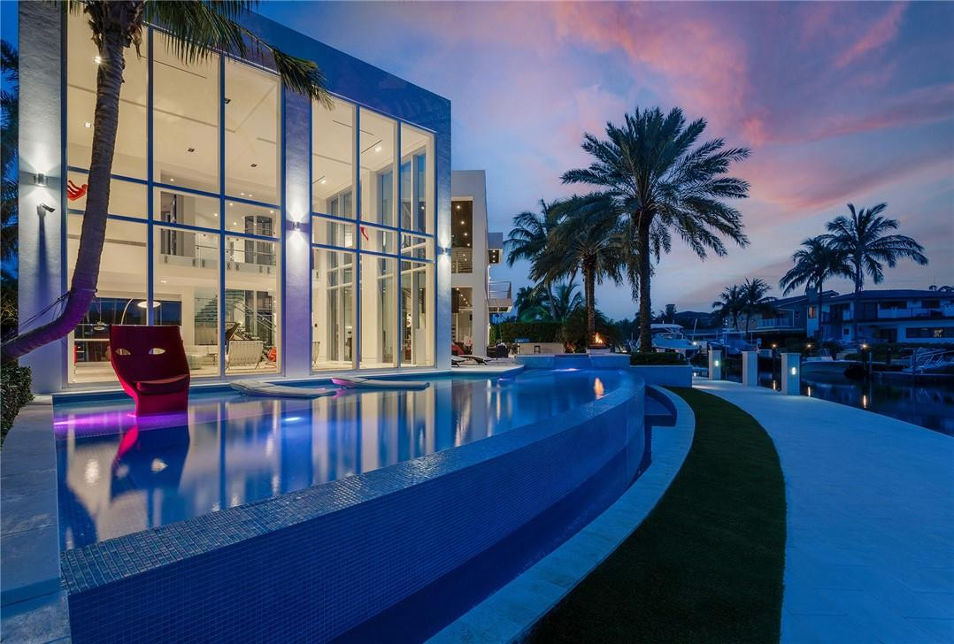 VENETIAN ISLES 3RD SEC - Residential