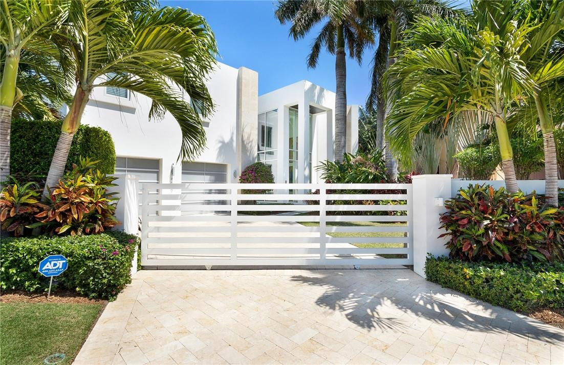 VENETIAN ISLES 3RD SEC - Residential