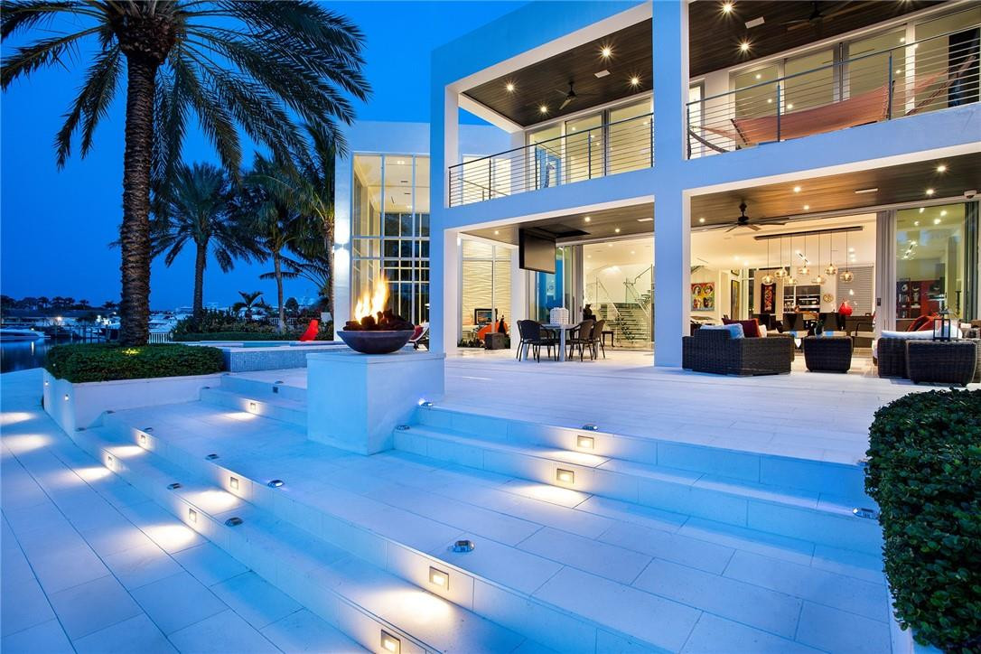 VENETIAN ISLES 3RD SEC - Residential