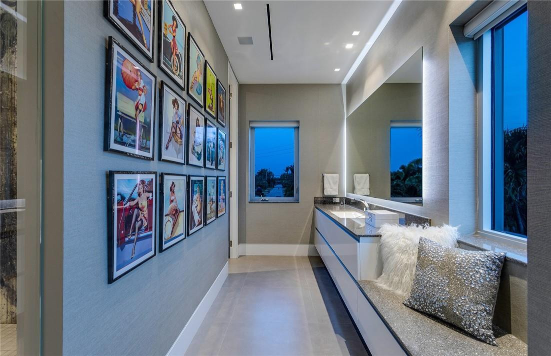 VENETIAN ISLES 3RD SEC - Residential