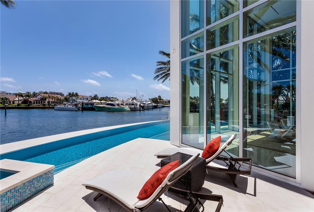 VENETIAN ISLES 3RD SEC - Residential