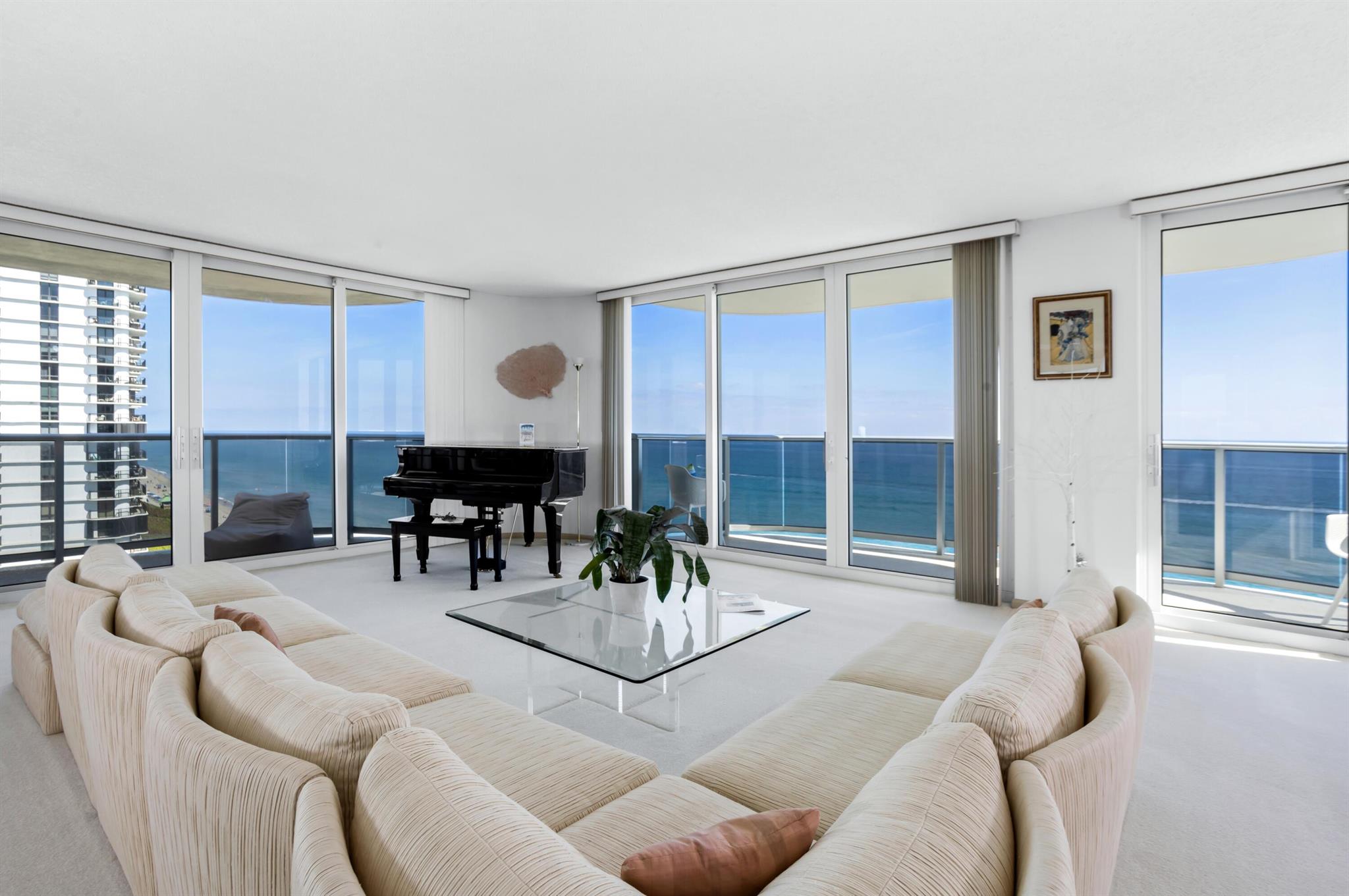 BERESFORD CONDO - Residential