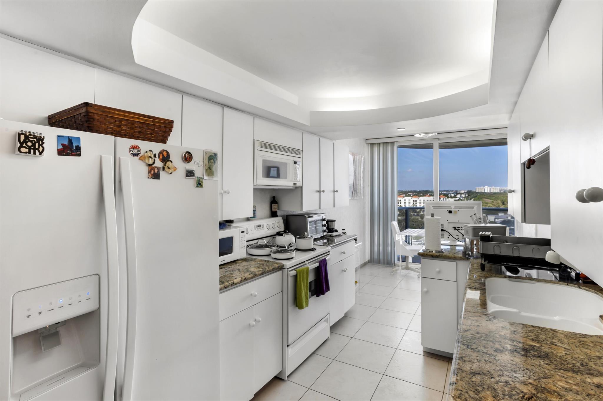 BERESFORD CONDO - Residential