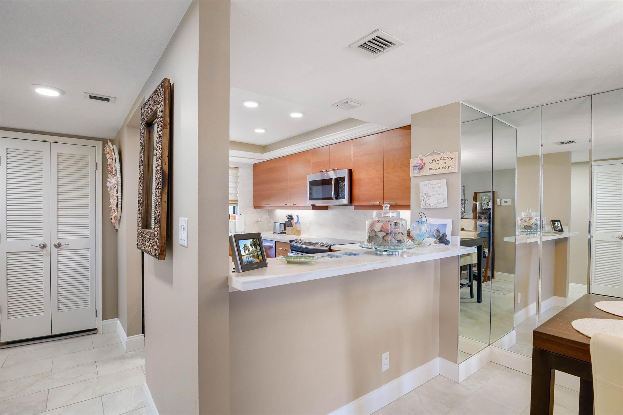 JUNO SHORES RESORT CONDO - Residential Lease