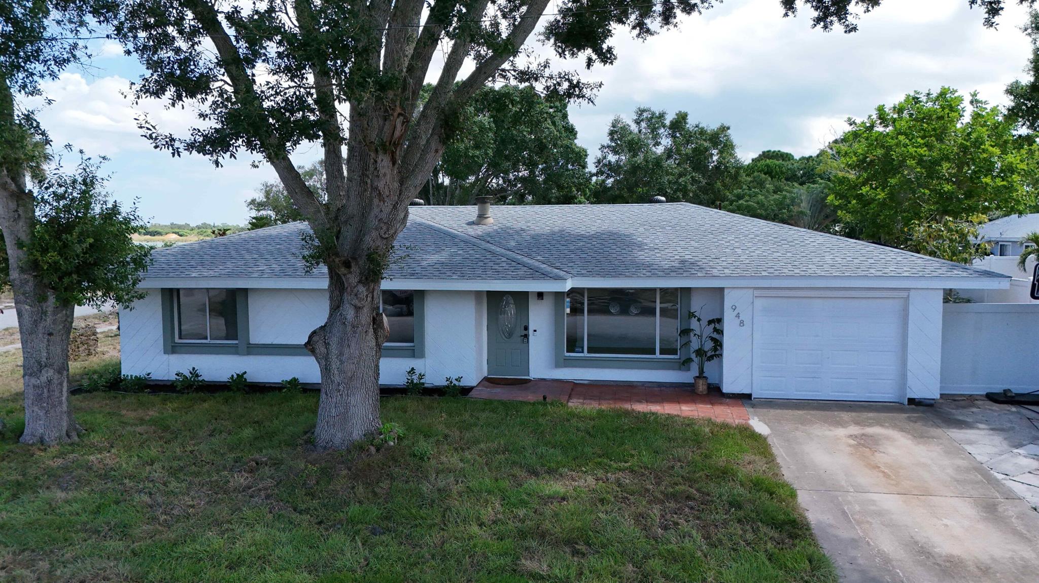 SECOND / FIRST REPLAT IN - Residential Lease