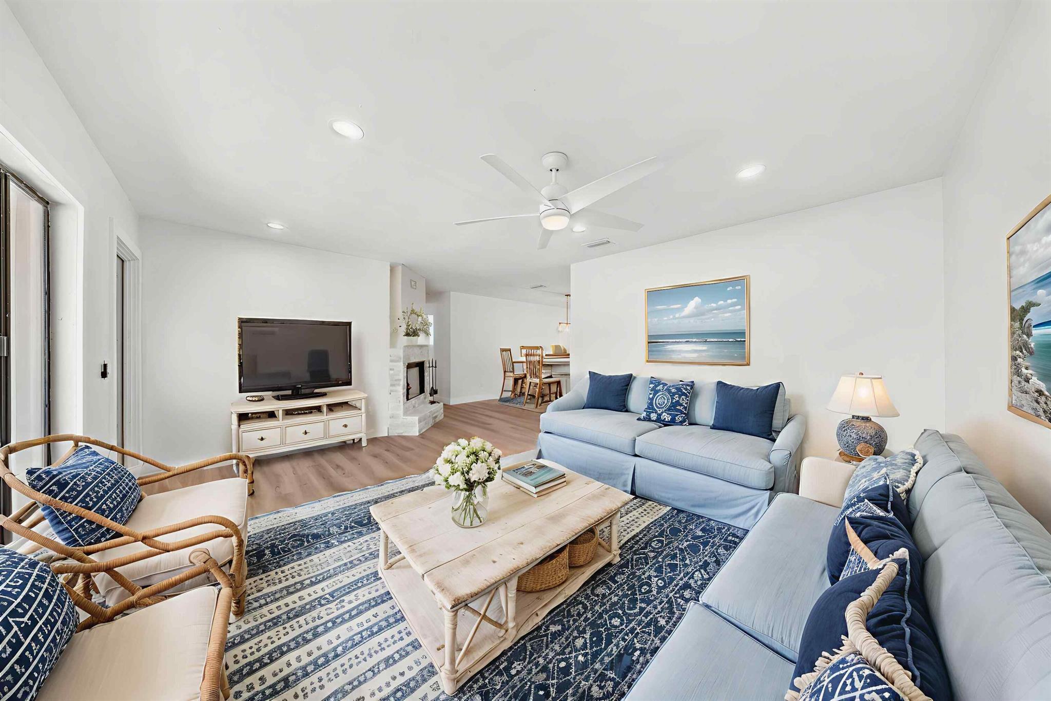 SECOND / FIRST REPLAT IN - Residential Lease