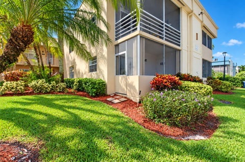 Photo of 386 Capri I, Delray Beach, FL 33484 (MLS # B26082584)