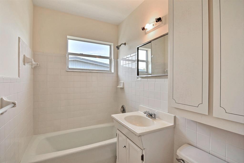 SEBASTIAN HIGHLANDS SUB UNIT 9 - Residential