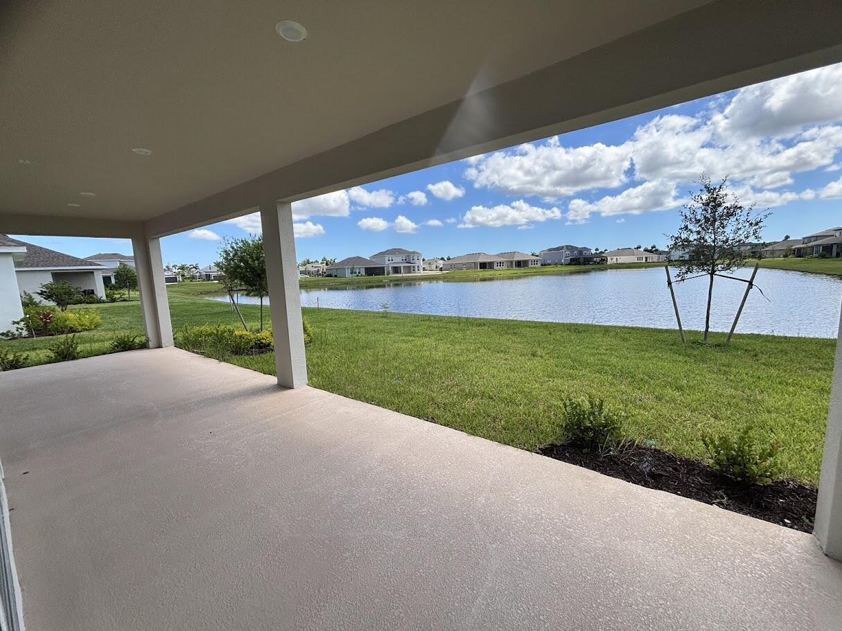 VERANO SOUTH PUD 1 - POD G - PLAT NO. 1 - Residential Lease