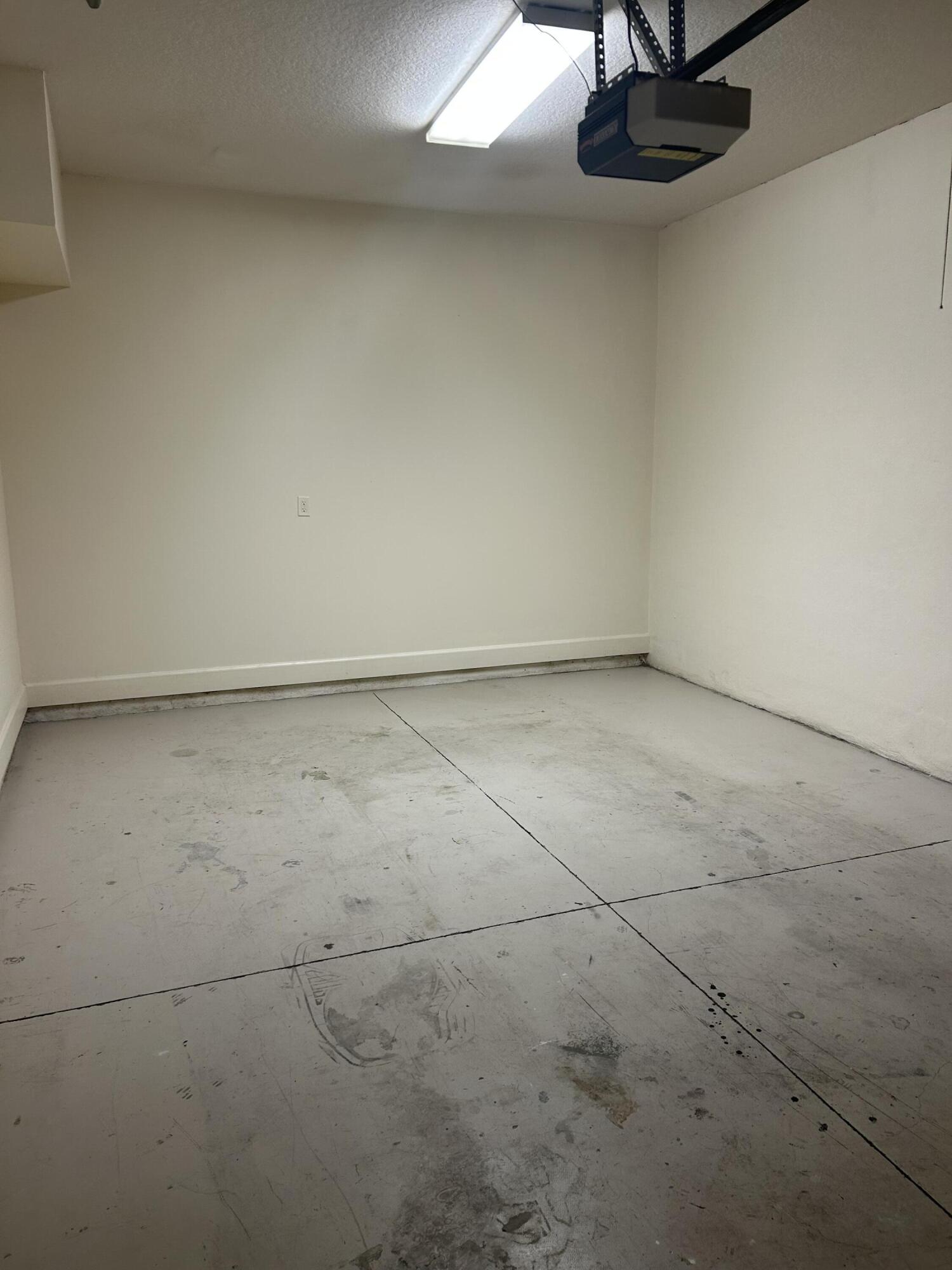 Courtyards at Willoughby - Residential Lease