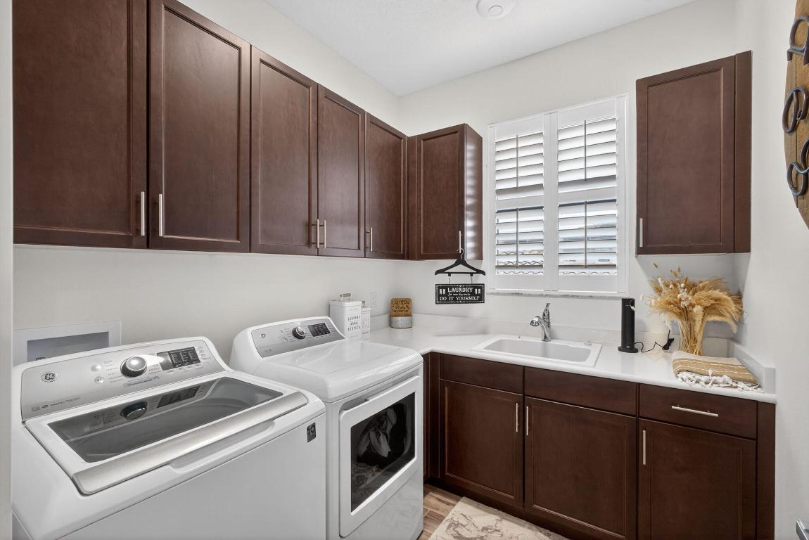 ALTON NEIGHBORHOOD - Residential