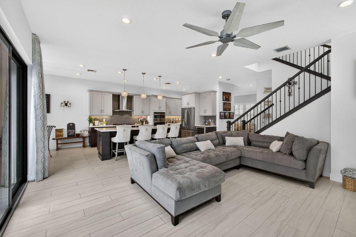 ALTON NEIGHBORHOOD - Residential