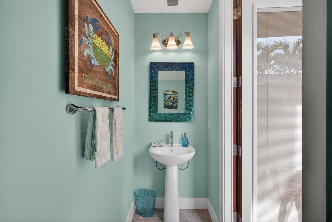 ALTON NEIGHBORHOOD - Residential