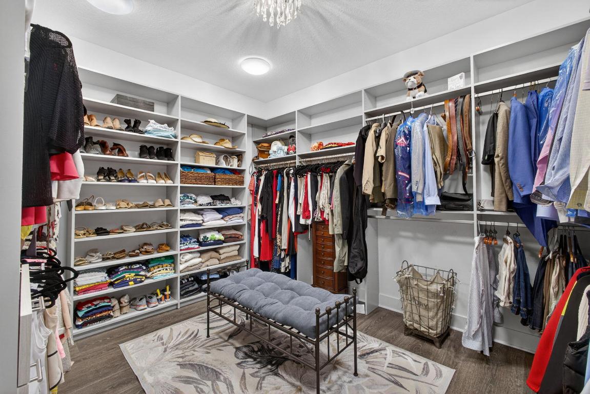 ALTON NEIGHBORHOOD - Residential