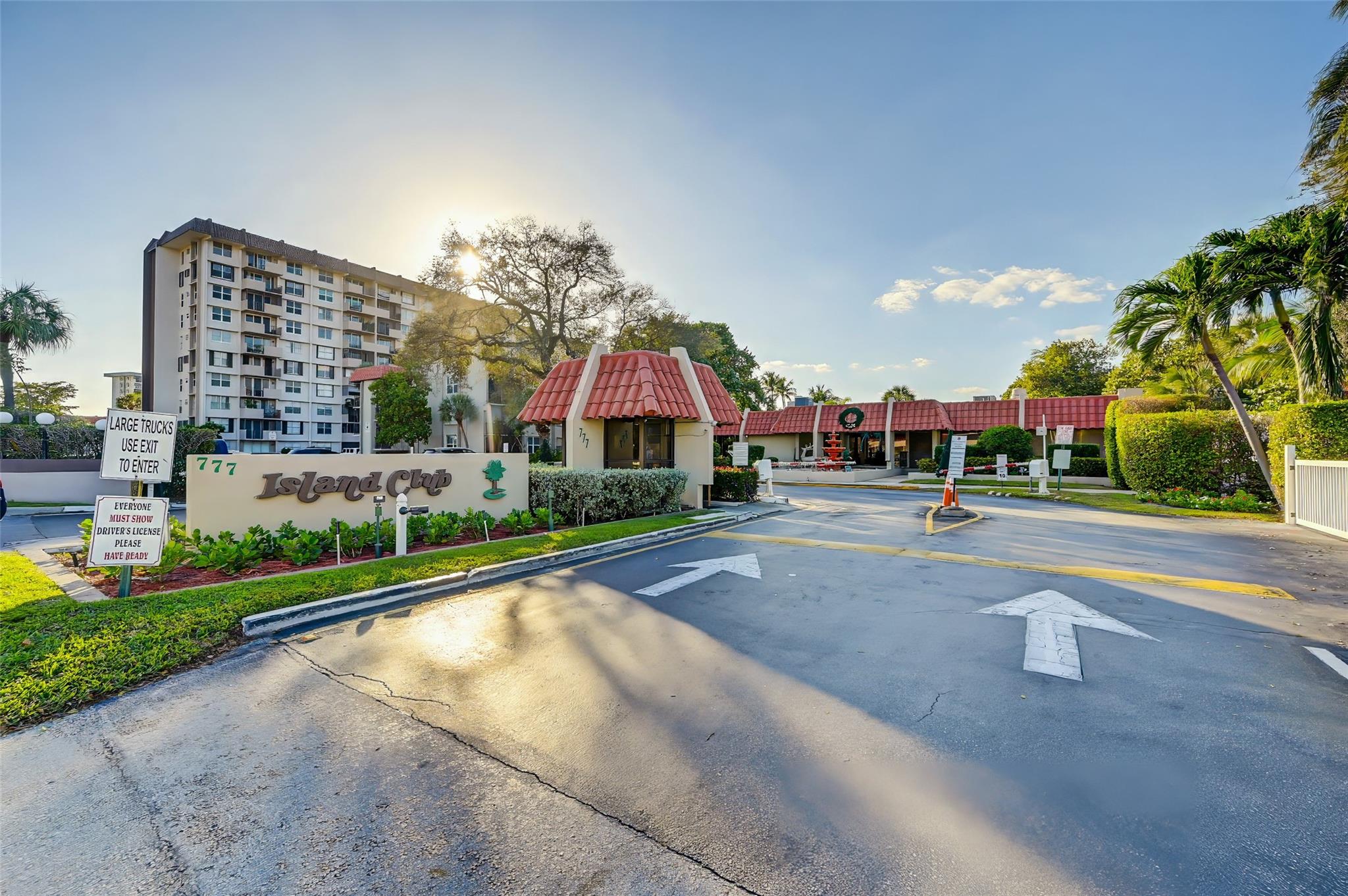Island Club - Residential