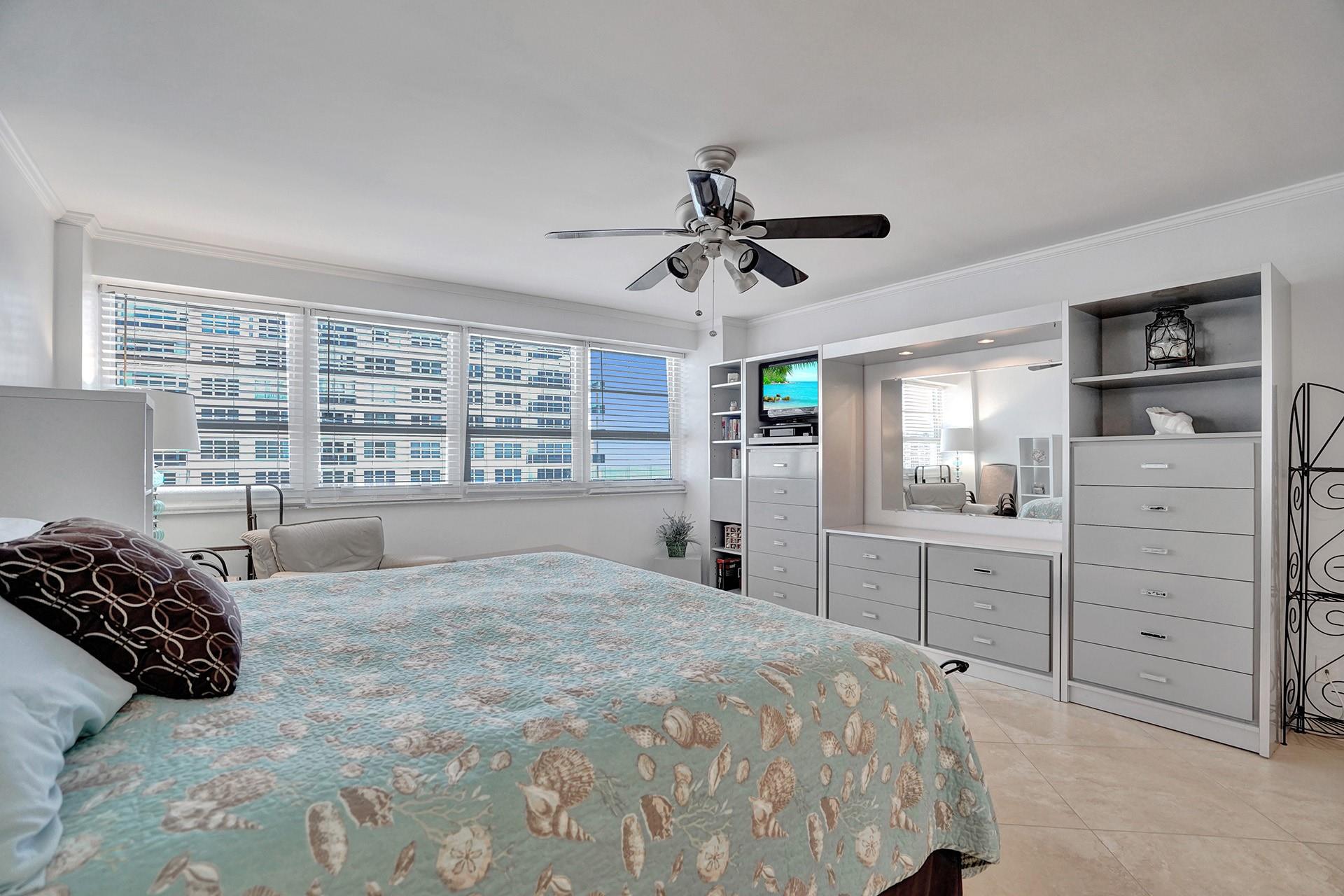 The Commodore - Residential Lease