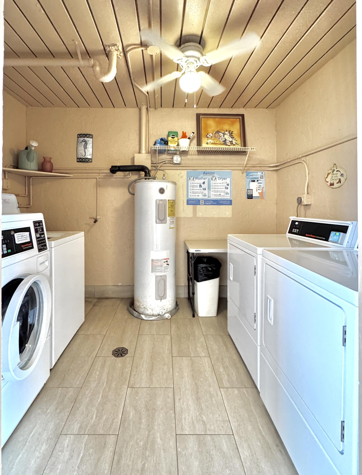 VILLAGE ROYALE GREENTREE CONDO - Residential Lease