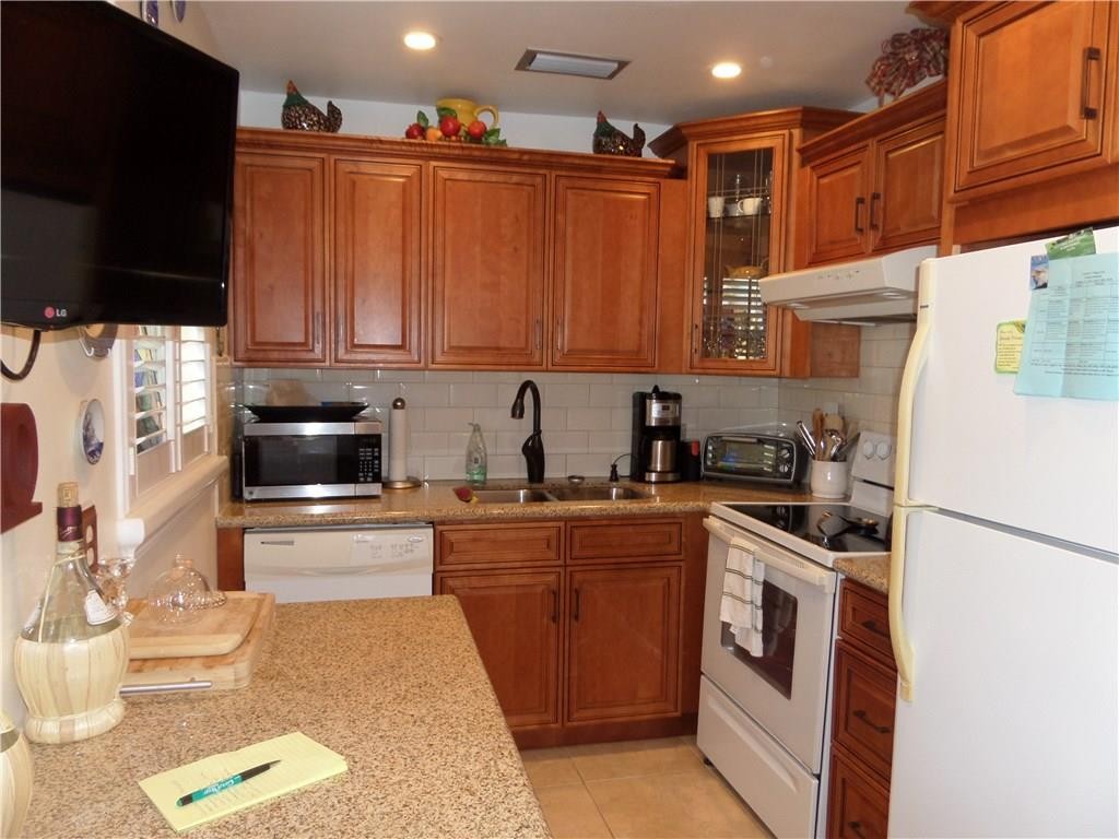 CENTURY VILLAGE EAST - Residential