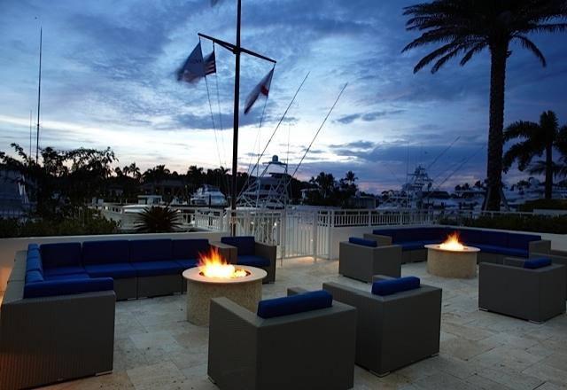 ADMIRALS COVE - Residential