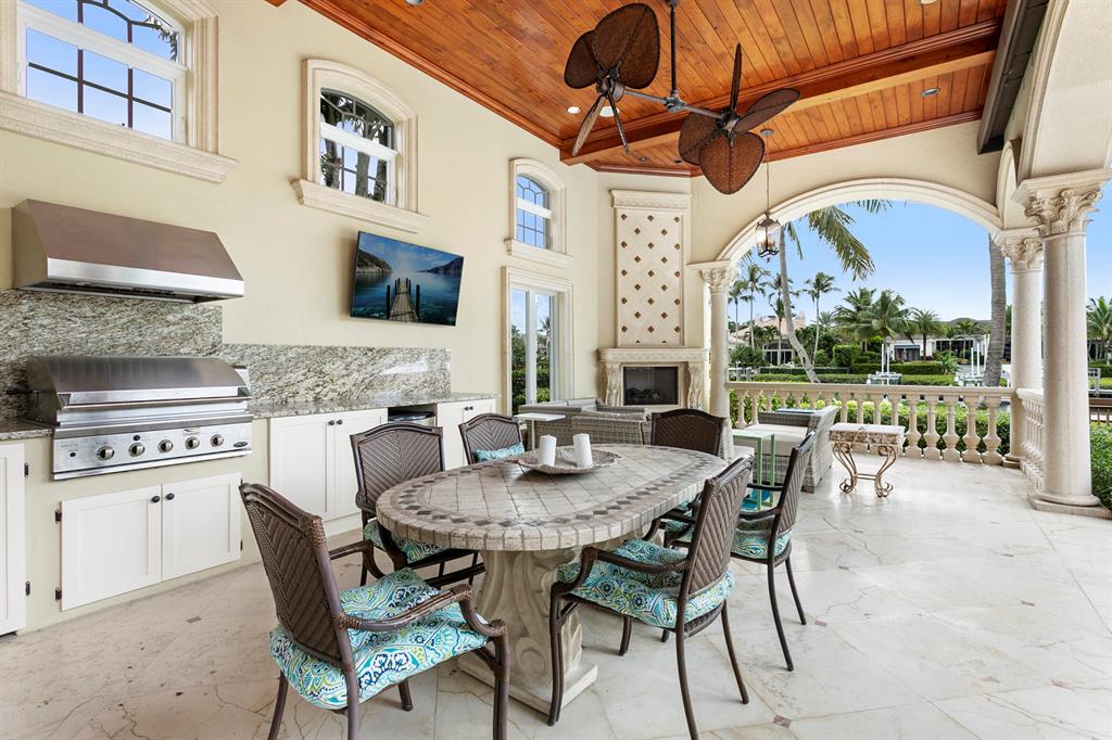 ADMIRALS COVE - Residential