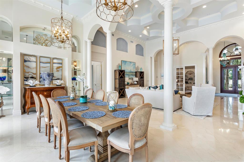 ADMIRALS COVE - Residential