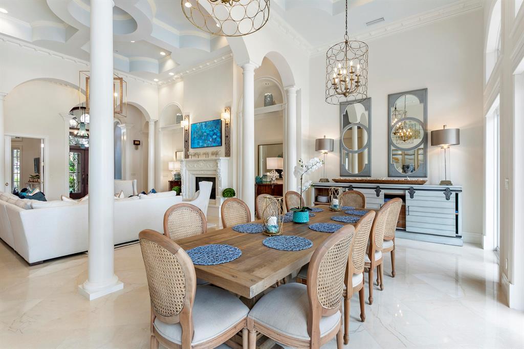 ADMIRALS COVE - Residential