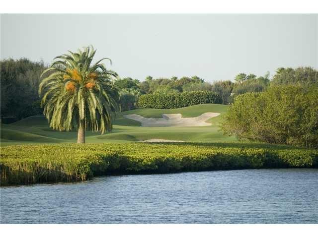 ADMIRALS COVE - Residential