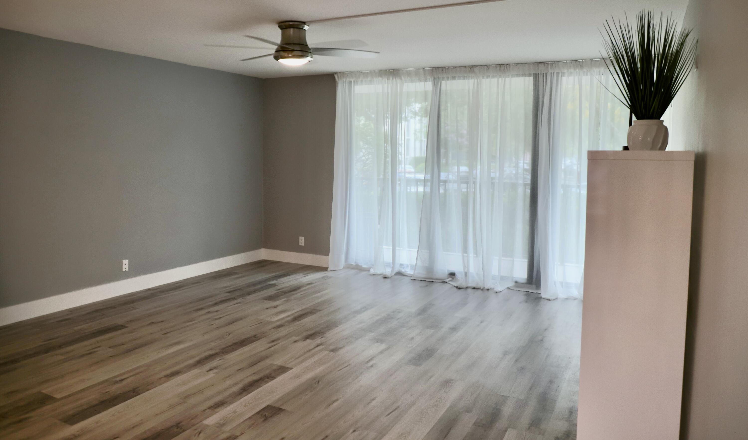 1301 River Reach Drive 111