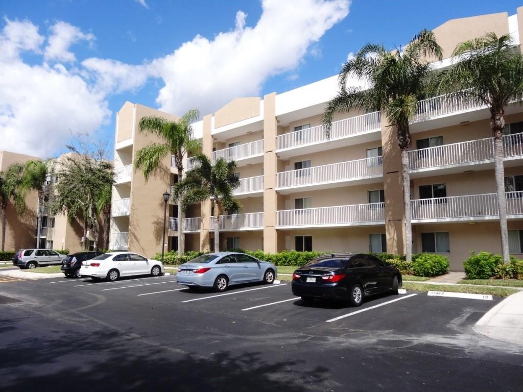 PRICE REDUCED - Extra Large Corner Unit, Just Painted. Beautiful & Move in Ready. Lovely 2bed/2bath w/2 Patios & Lots of Light. Granite Kitchen Counters, Stainless Steel Appliances, Impact Windows & Doors, New Water Heater, New Laminate Floor in Bedroom. Overlooking Beautiful Water w/Fountain. Washer & Dryer inside Unit. Walk In Closets & Private Master Bath. Guard Gated, Adult 55+ Community per assoc. Resort Style Amenities Includes: Palace Theatre: 1007-Seat State-Of-The-Art facility Provides a Wide Variety of Top-Draw Entertainment for Drama, Music, Comedy, Dance, & Film. Billiard Room, Clubhouse-Clubroom, Community Room, Courtesy Bus, Fitness Center, Indoor Pool, Multiple Pools, Spa/Hot Tub, Internet Included, Pickleball, Shuffleboard, Tennis, Multitude of Clubs & Activities.