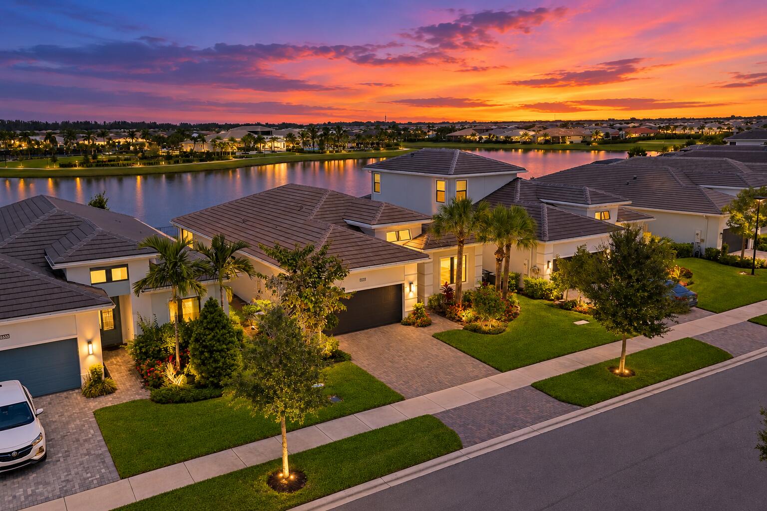 Properties 15883 Key Biscayne Lane