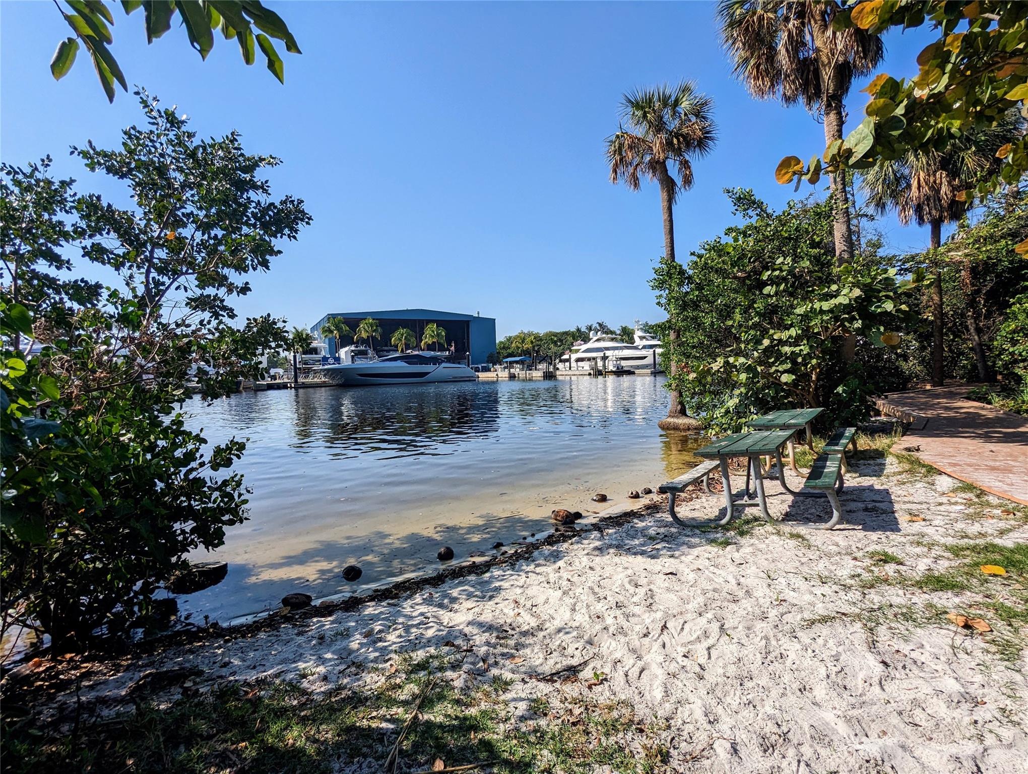 Shady Banks - Residential