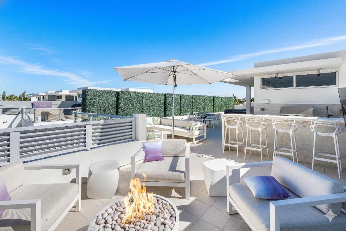 SEAGATE YACHT CLUB - Residential