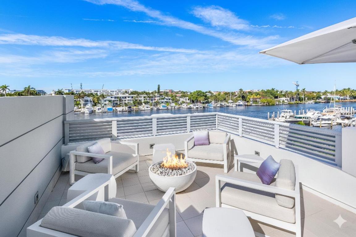 SEAGATE YACHT CLUB - Residential