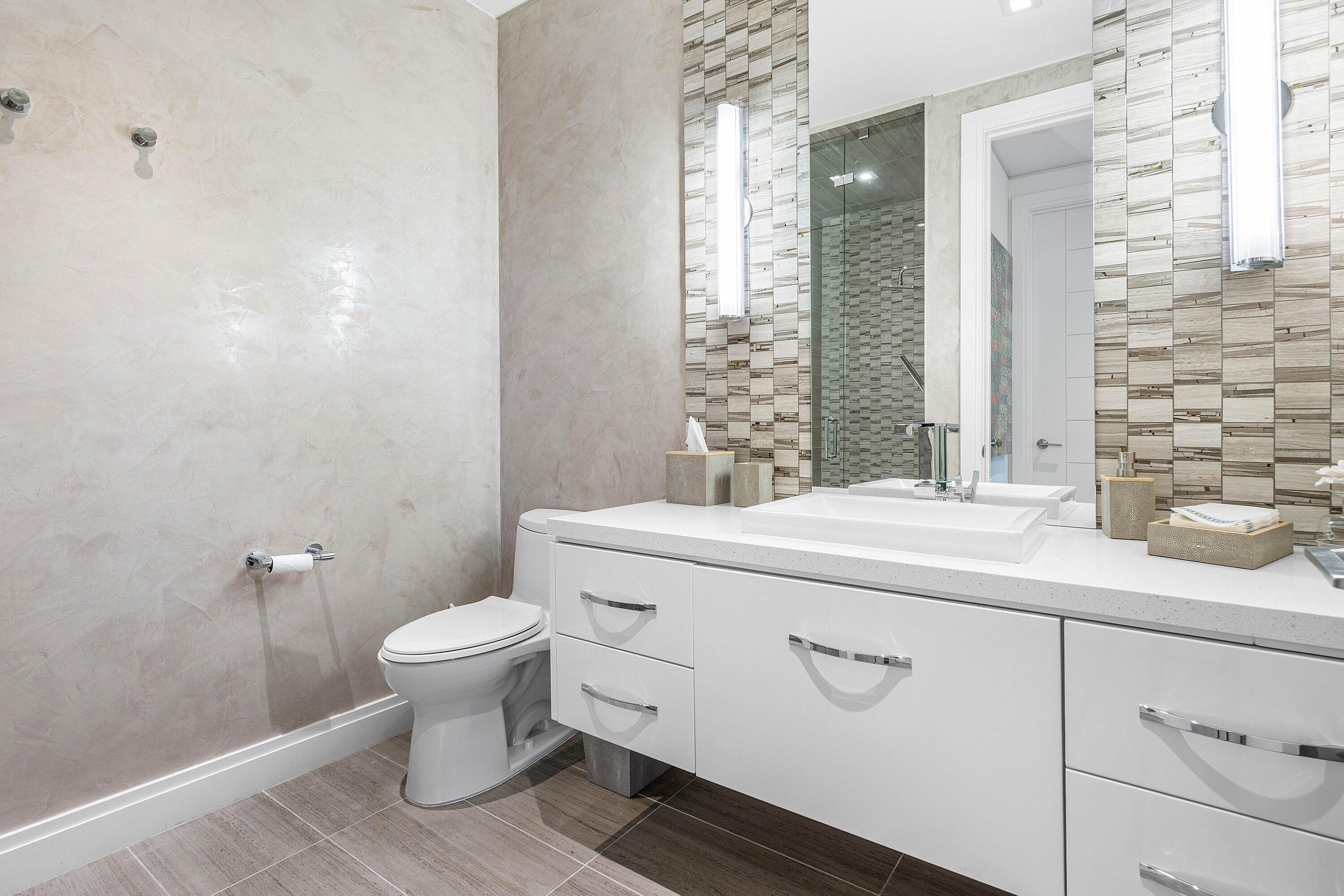 SEAGATE YACHT CLUB - Residential