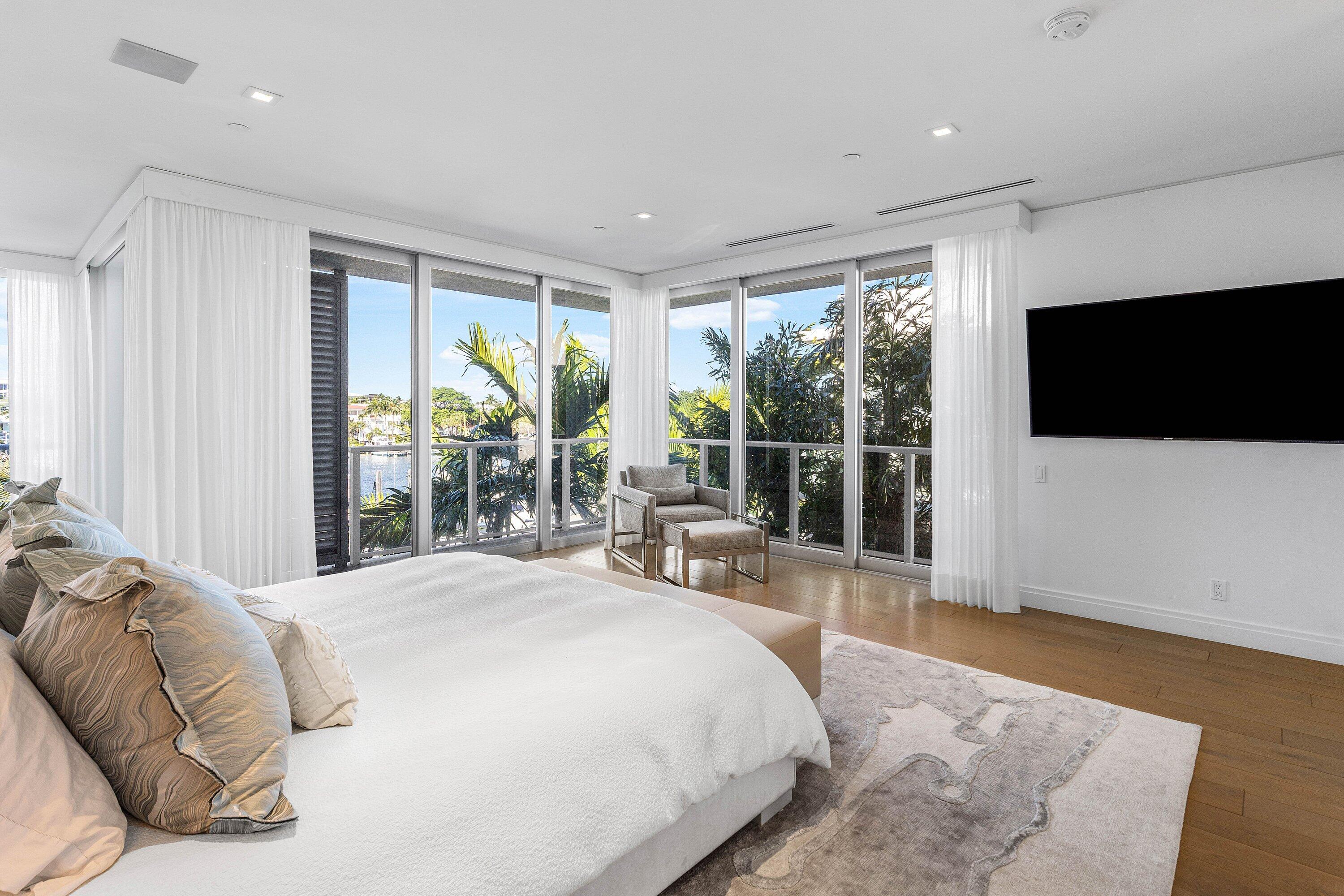 SEAGATE YACHT CLUB - Residential