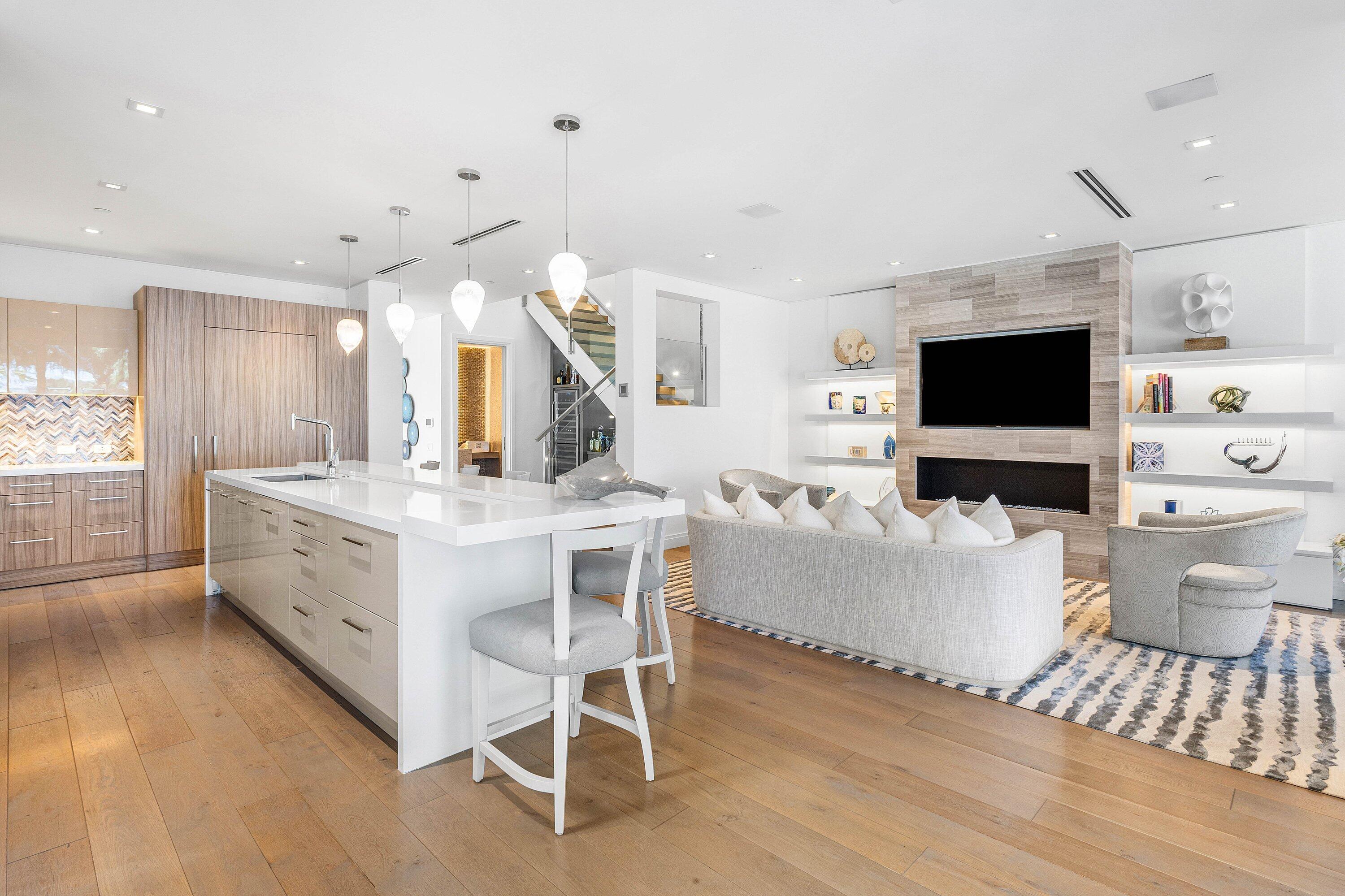 SEAGATE YACHT CLUB - Residential