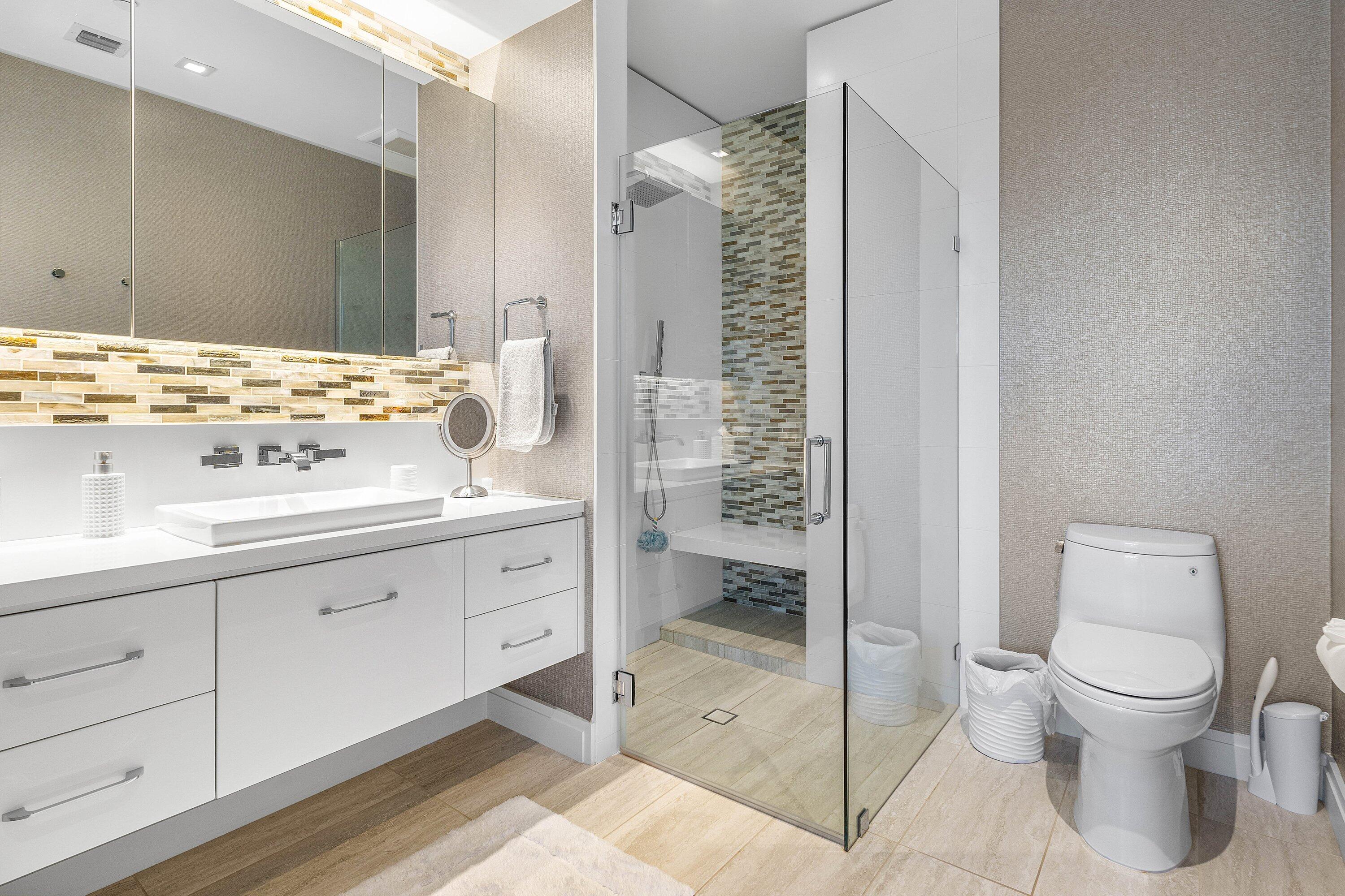 SEAGATE YACHT CLUB - Residential