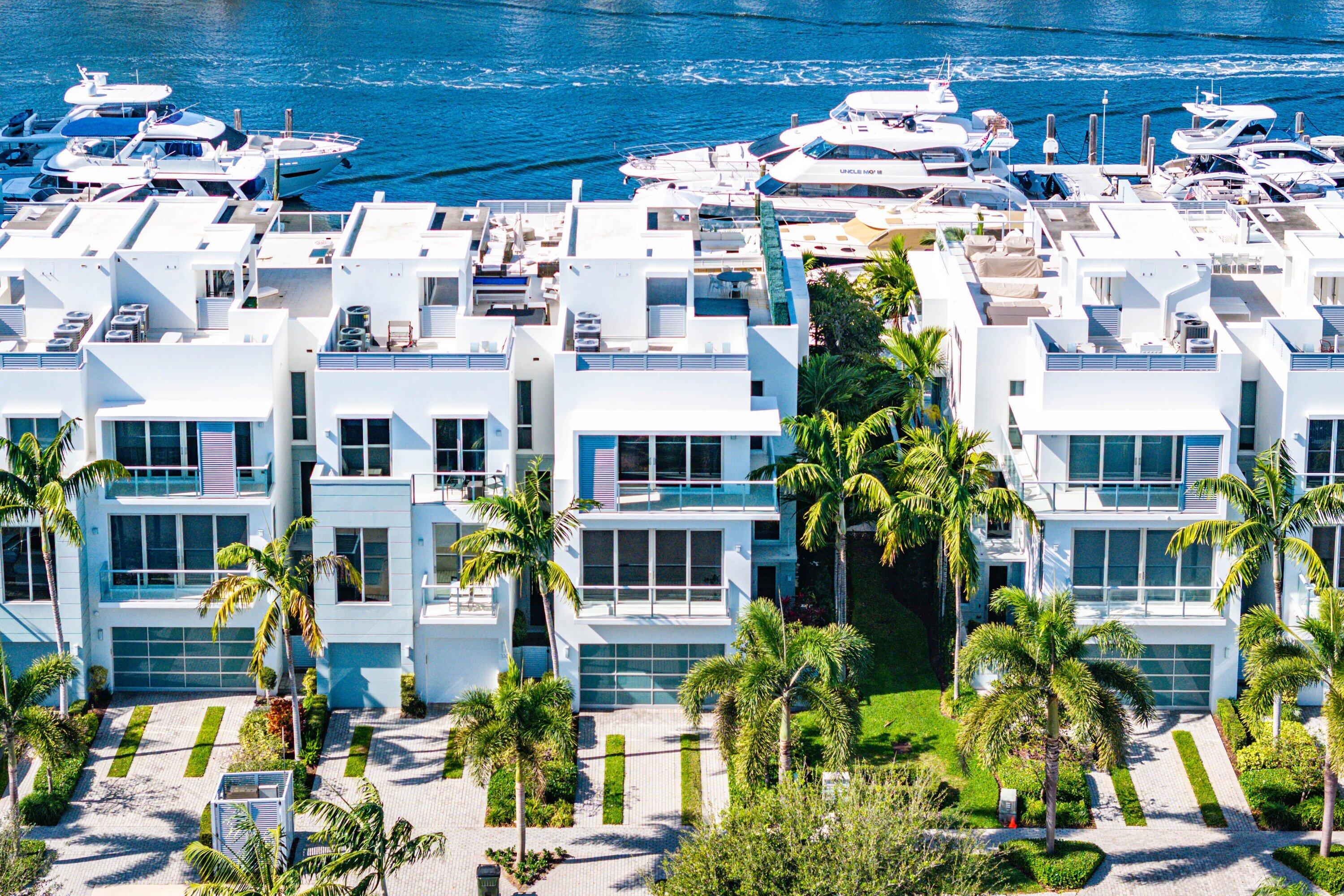SEAGATE YACHT CLUB - Residential