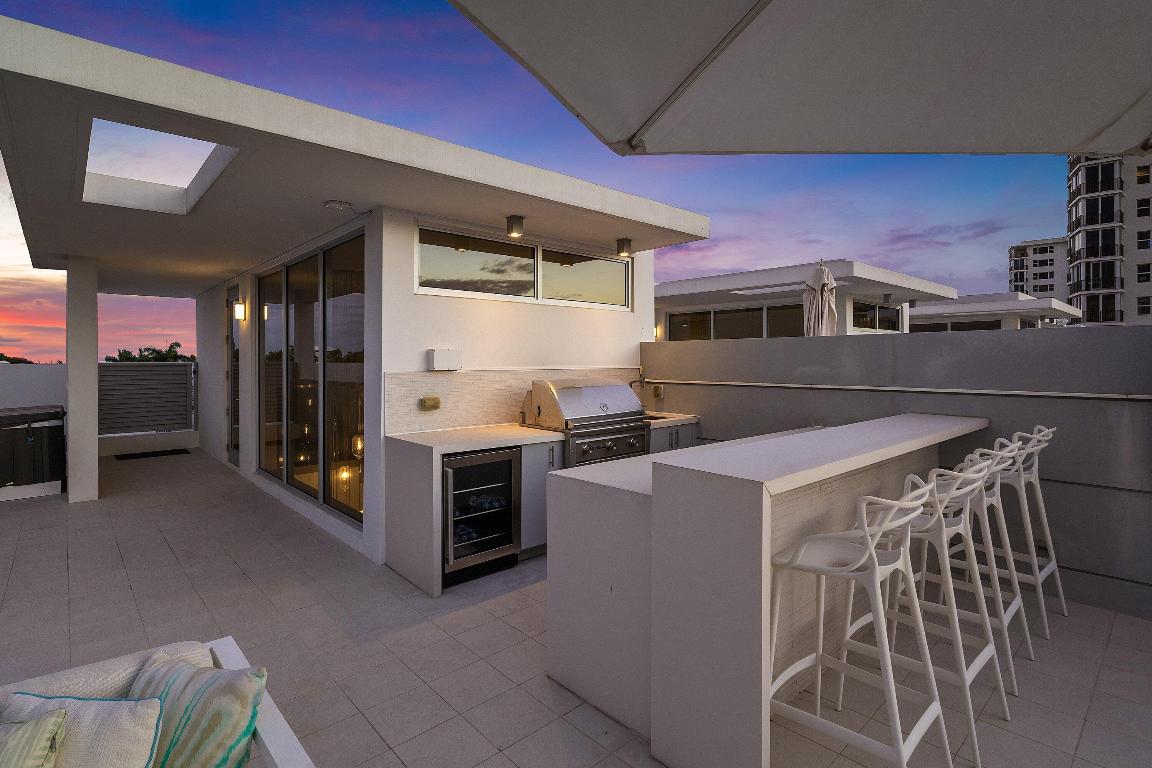 SEAGATE YACHT CLUB - Residential