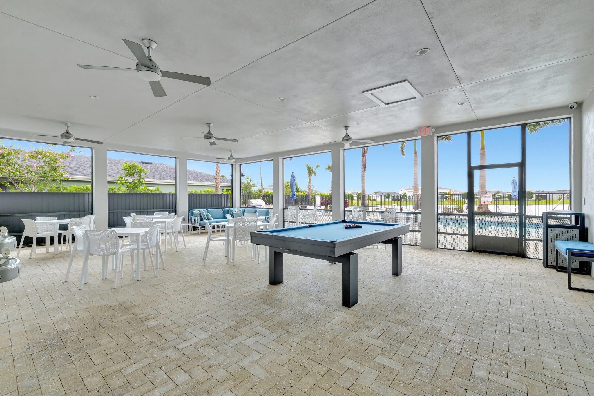 EMERY II - Residential