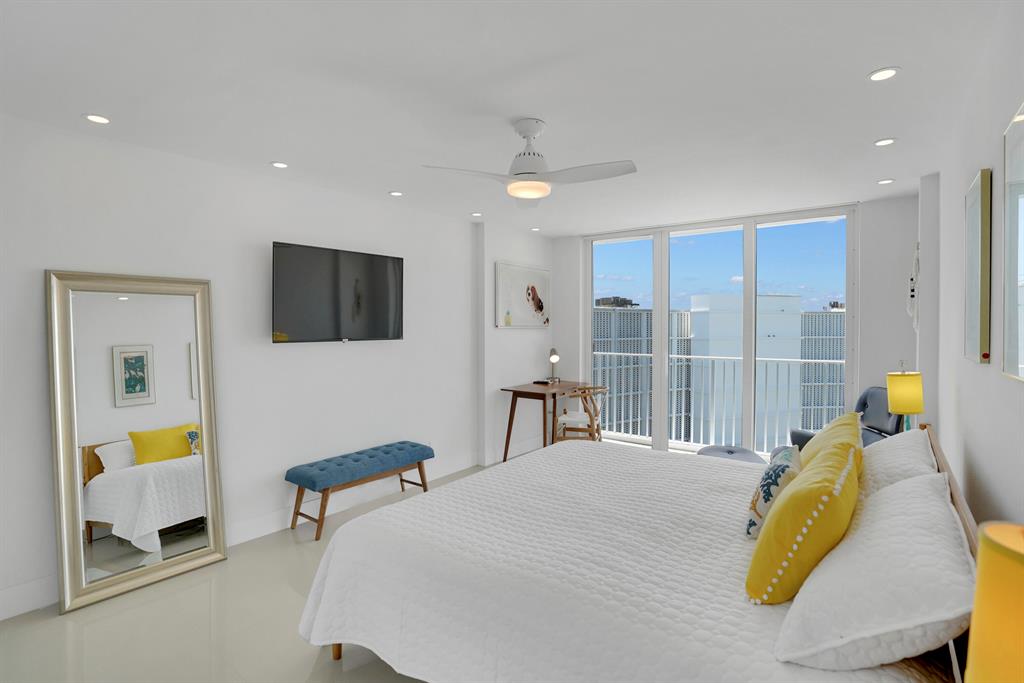 HORIZON EAST CONDO - Residential