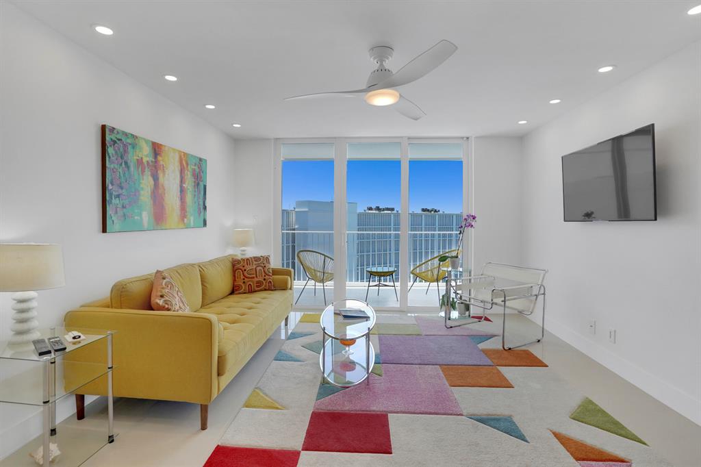 HORIZON EAST CONDO - Residential