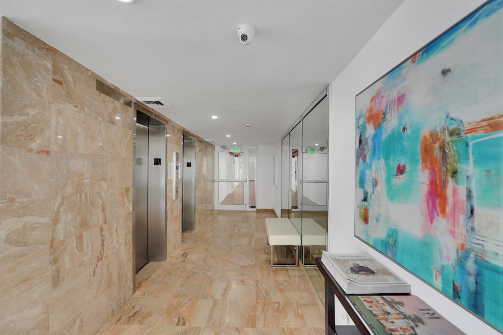 HORIZON EAST CONDO - Residential